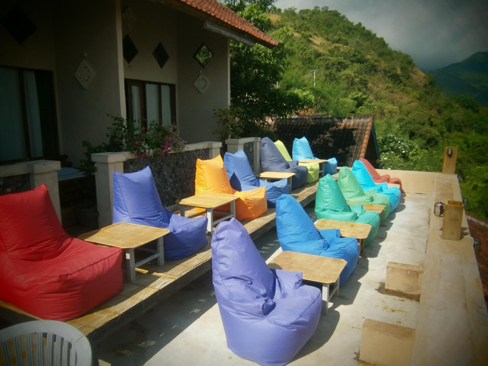 Waenis Sunset View Hotel And Restaurant, Amed, Bali Exterior foto